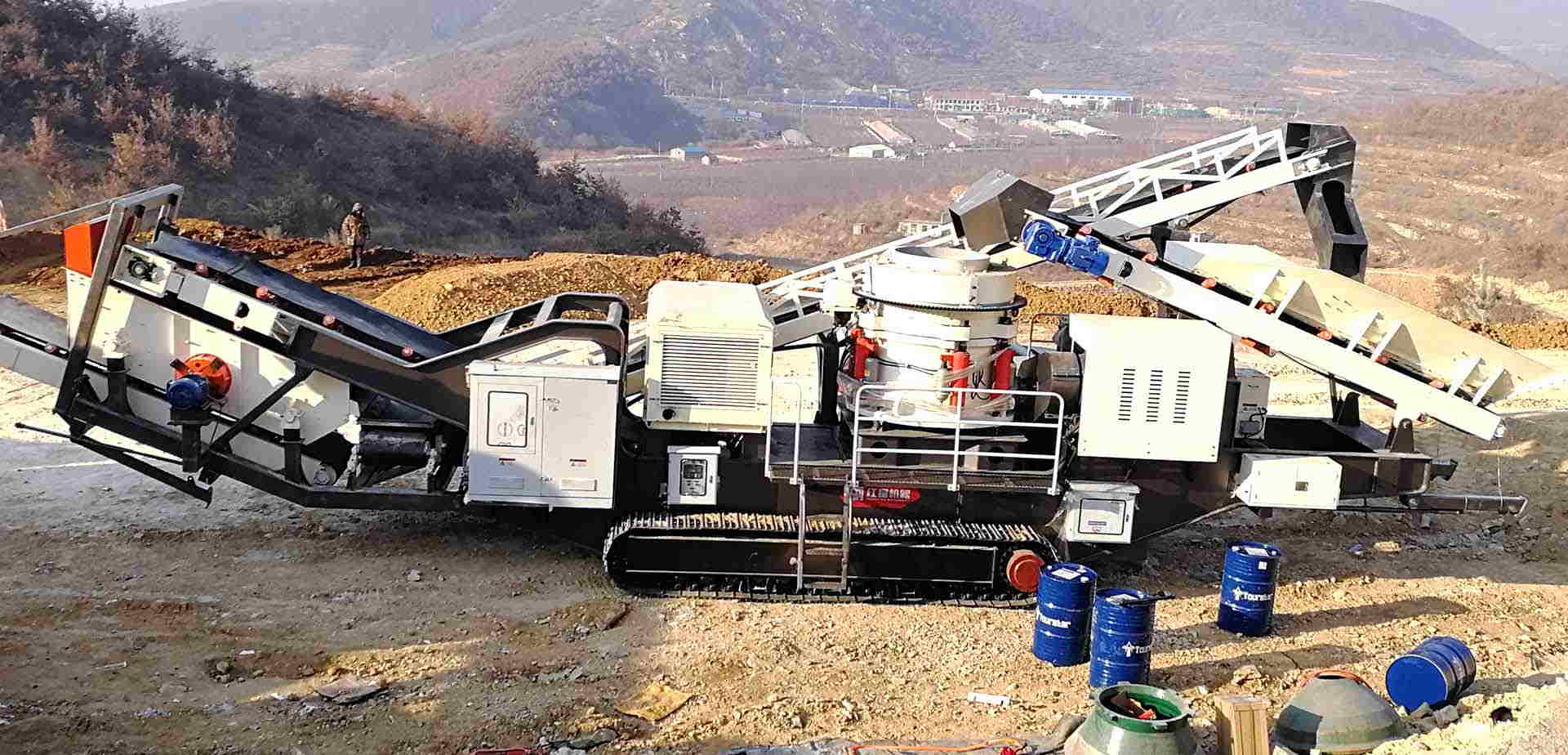 pg电子平台登录入口 河北邢台移动式破碎站年产300万吨骨料生产线项目