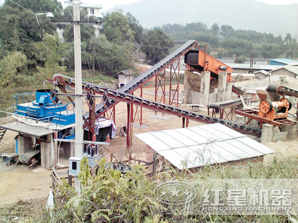 pg电子官方网站 河南三门峡石头破碎生产线现场
