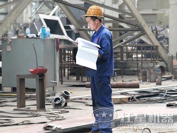 PG电子官网流动反击碎石机生产车间